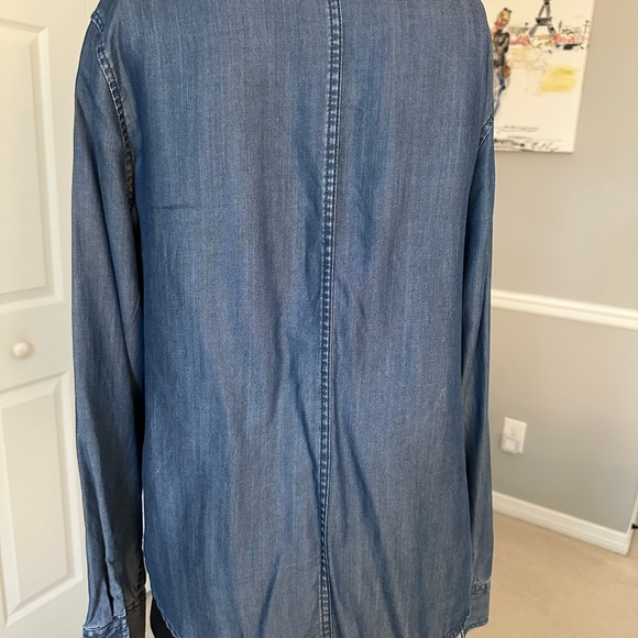WHBM DENIM COLORED BUTTON DOWN SIZE 10 - Picture 2 of 8